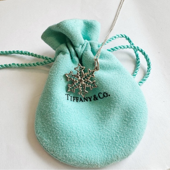 Tiffany & Co. Sterling Silver Snowflake RARE Retired Style - Picture 4 of 6